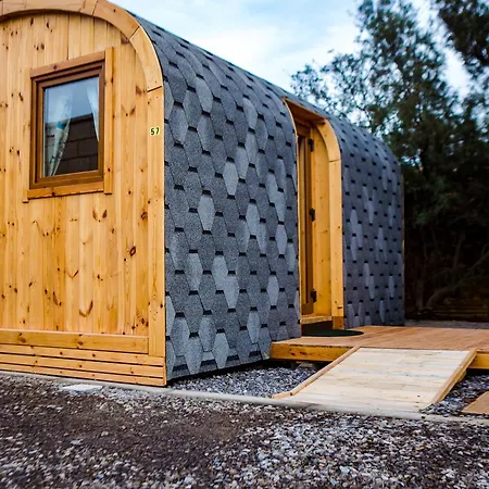 Eco-wooden Montana Roja Lodge *