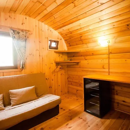 Lodge Eco-wooden Montana Roja *