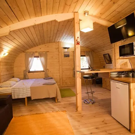 Eco-wooden Montana Roja *