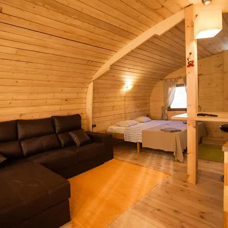 Eco-wooden Montana Roja *