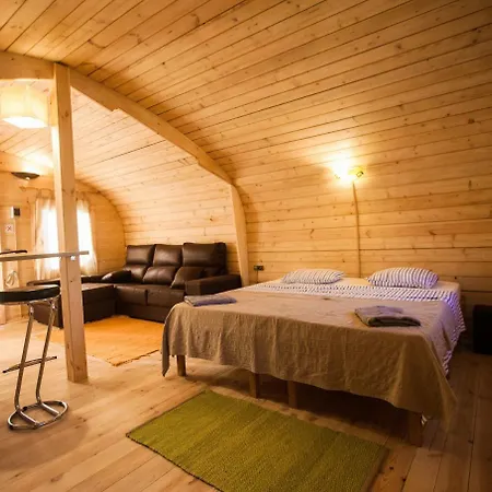 Eco-wooden Montana Roja Lodge *