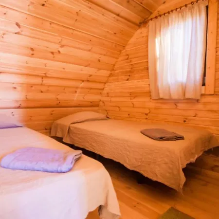 Eco-wooden Montana Roja Chata *